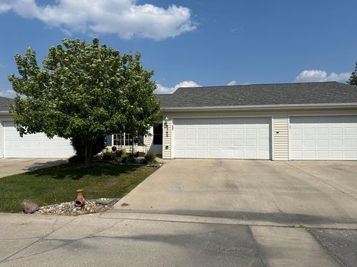 4740 10th Ave S, Fargo, ND, 58103-7238 | Card Image
