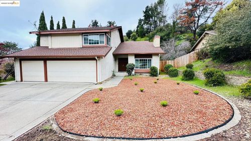 3593 Morningside Dr, Richmond, CA, 94803-2520 | Card Image