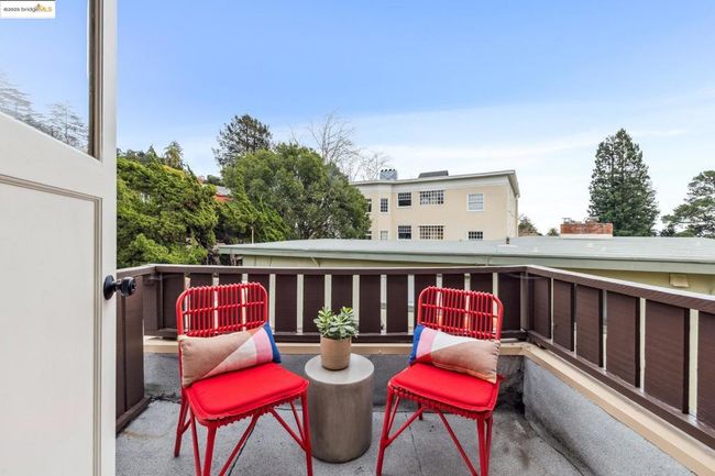 1386 Euclid Ave, House other with 4 bedrooms, 2 bathrooms and 1 parking in Berkeley CA | Image 44