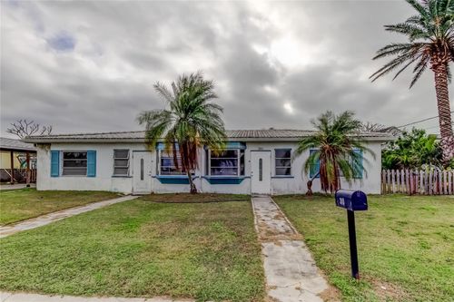 245 145th Ave E, MADEIRA BEACH, FL, 33708-2113 | Card Image