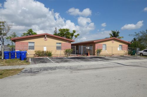 5-2451 Nw 13th Ct, Fort Lauderdale, FL, 33311-5203 | Card Image