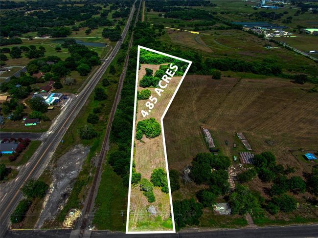 10 S East St, Home with 0 bedrooms, 0 bathrooms and null parking in Weimar TX | Image 6