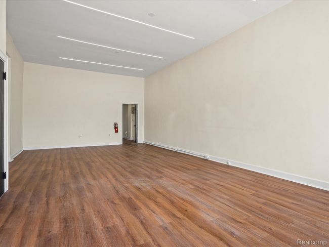 23525 Woodward Ave, Home with 0 bedrooms, 4 bathrooms and 5 parking in Ferndale MI | Image 18