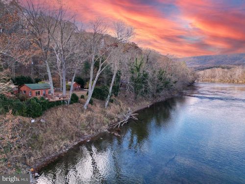 900 River Lodge Rd, LURAY, VA, 22835-3220 | Card Image