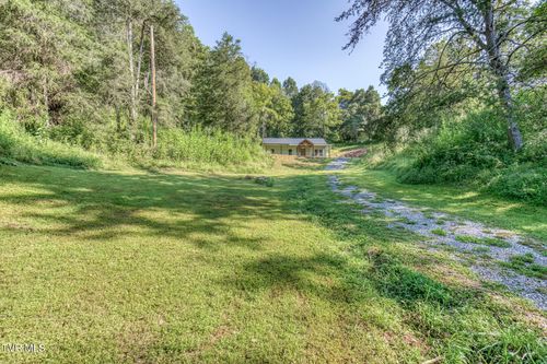 7467 Stanley Valley Rd, Gate City, VA, 24251-5885 | Card Image