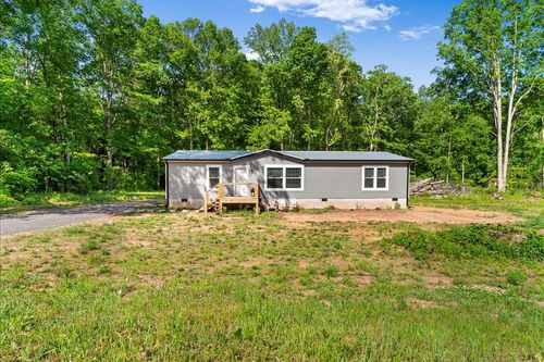3277 Hurricane Rd, Rocky Face, GA, 30740-8733 | Card Image