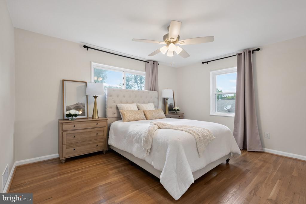 Residential Lease in ALEXANDRIA 4
