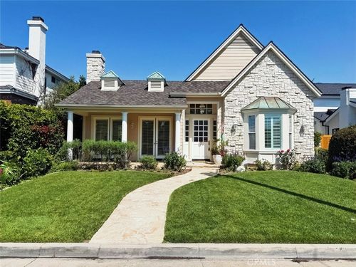 519 Westminster Ave, Newport Beach, CA, 92663-4218 | Card Image