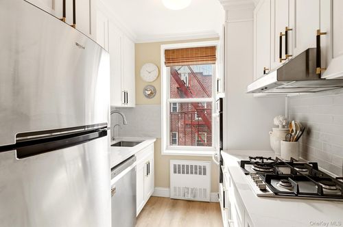 apt-6f-601 Kappock St, Bronx, NY, 10463-7725 | Card Image