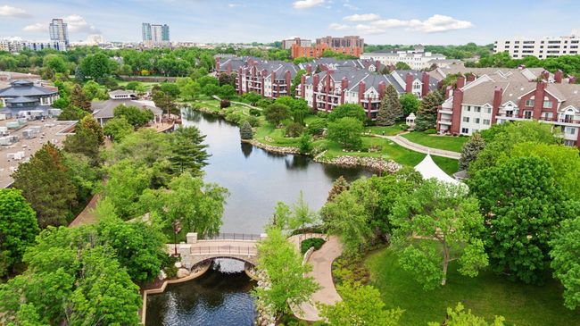 APT-1303 - 7540 Edinborough Way, Condo with 2 bedrooms, 2 bathrooms and null parking in Edina MN | Image 25