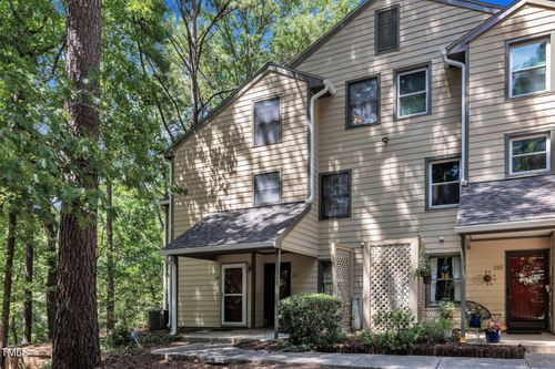 204 Autumn Chase Dr, Raleigh, NC, 27613-3299 | Card Image