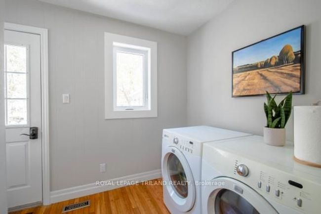21 Sherwood Cres, House other with 5 bedrooms, 3 bathrooms and 6 parking in Exeter ON | Image 19