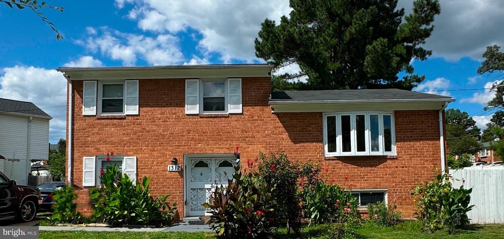 Edenville Dr, District Heights, MD 20747