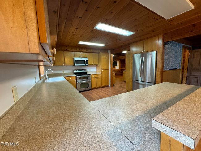 2401 Egan Rd, House other with 4 bedrooms, 3 bathrooms and null parking in Big Stone Gap VA | Image 25