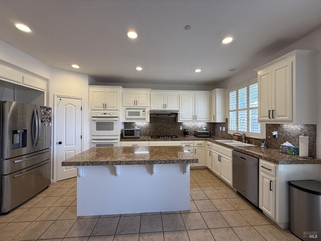 35 Newport Landing Drive, House other with 3 bedrooms, 3 bathrooms and 4 parking in Novato CA | Image 6