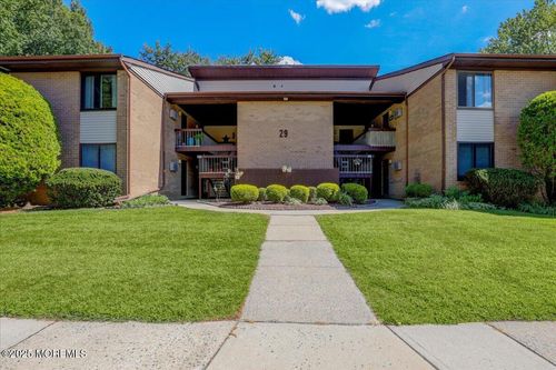 a-29 Meadow Green Cir, Manalapan, NJ, 07726-2054 | Card Image