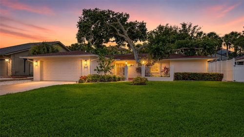 734 Birdsong Ln, SARASOTA, FL, 34242-1418 | Card Image