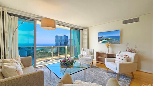 3702-1177 Queen St, Honolulu, HI, 96814-4149 | Card Image