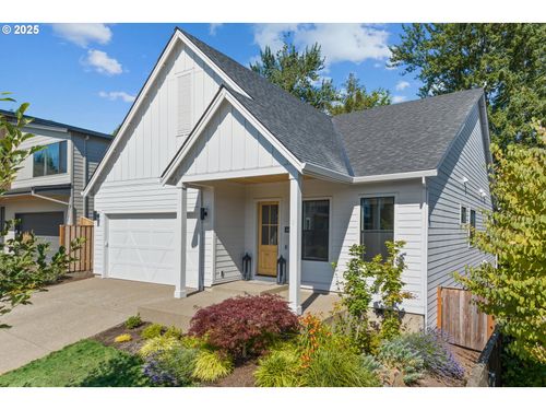 14692 Sw 148th Ter, Portland, OR, 97224-3131 | Card Image