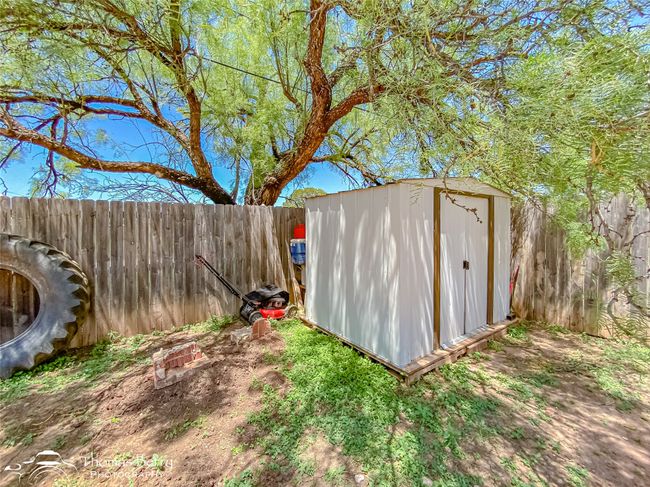 2110 N 18 Th St, House other with 3 bedrooms, 2 bathrooms and null parking in Abilene TX | Image 36