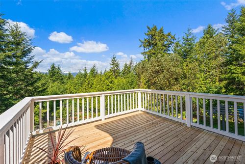 14885 Nw Eagles View Dr, Seabeck, WA, 98380-8630 | Card Image