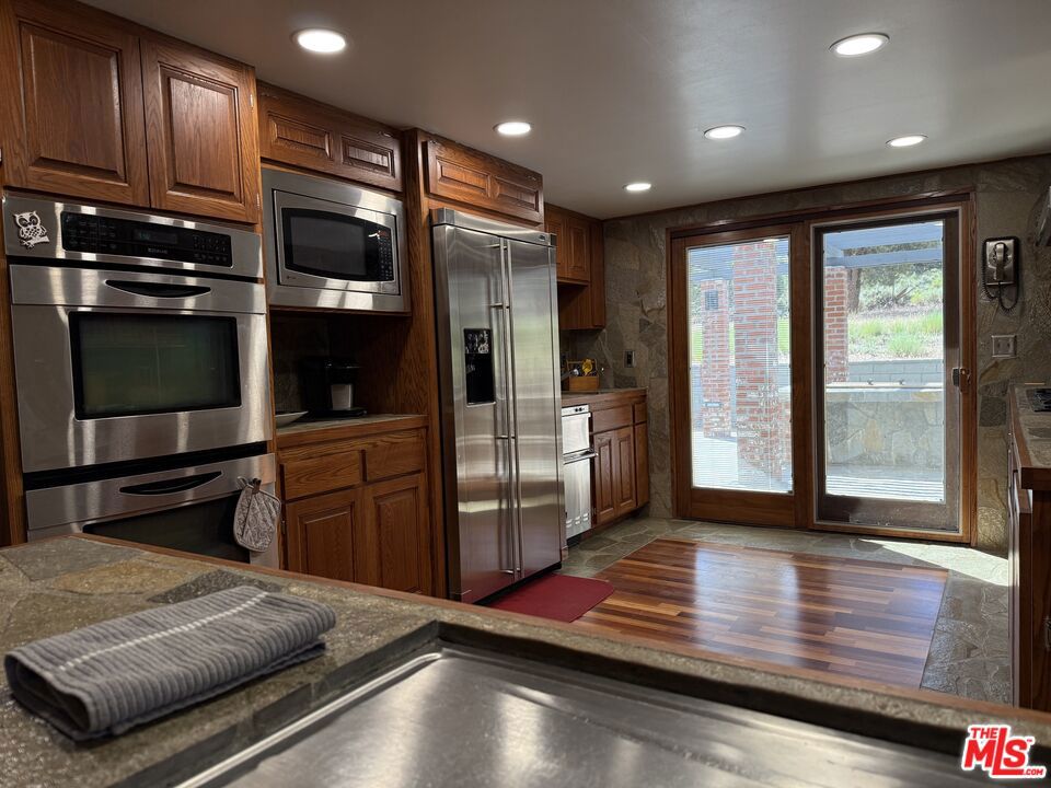 Residential Lease in Big Bear City 3