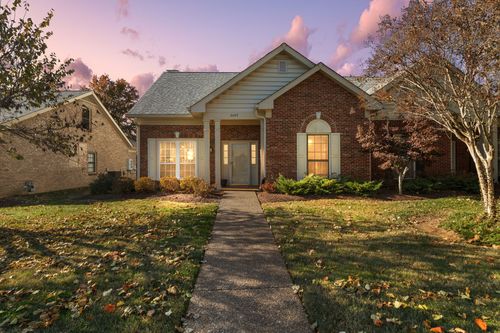 6062 Sunrise Cir, Franklin, TN, 37067-8238 | Card Image