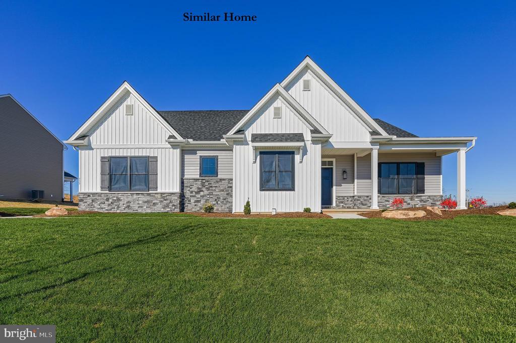 Oxford Dr, York, PA 17406
