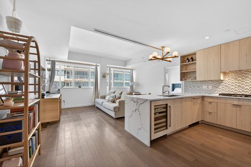 515-800 Avenue At Port Imperial, Weehawken, NJ, 07086 | Card Image