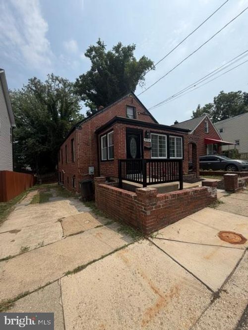 4008 Alton St, CAPITOL HEIGHTS, MD, 20743-5603 | Card Image