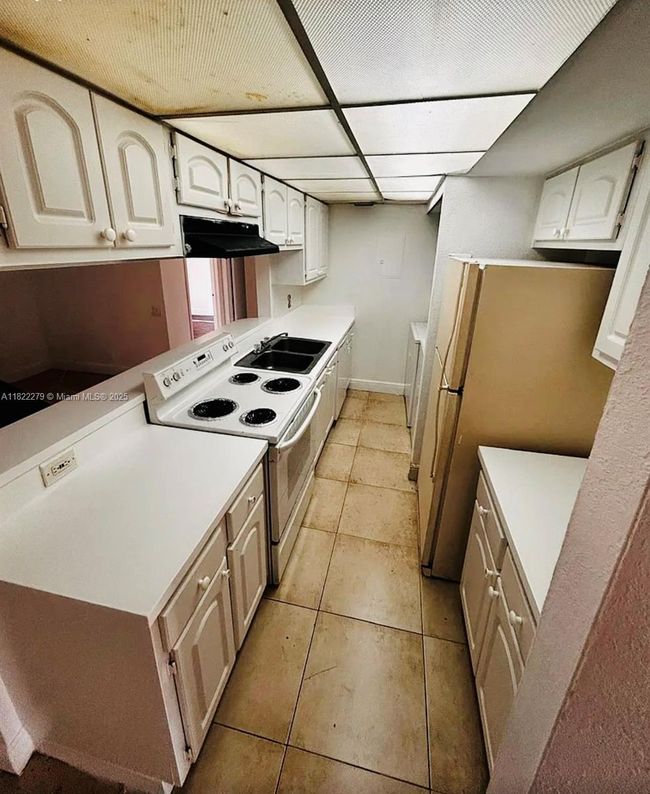 G - 4467 Treehouse Ln, Condo with 2 bedrooms, 2 bathrooms and null parking in Tamarac FL | Image 7