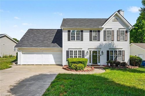 3820 Hunt Chase Drive, Greensboro, NC, 27407 | Card Image