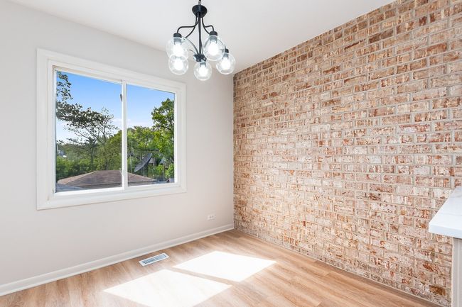 334 Ashland Ave, Townhouse with 2 bedrooms, 3 bathrooms and 2 parking in Highwood IL | Image 4