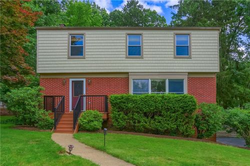 5389 Peach Dr, Gibsonia, PA, 15044-9541 | Card Image