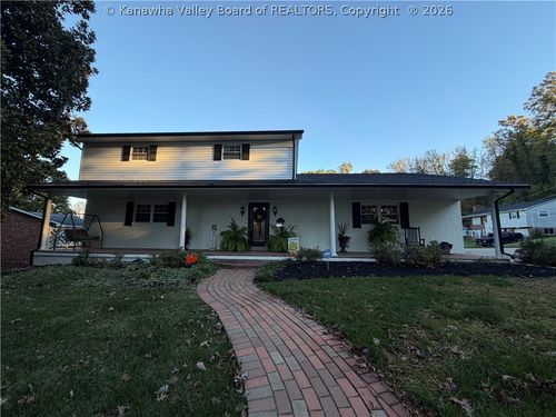 924 Vine Street, St Albans, WV, 25177 | Card Image