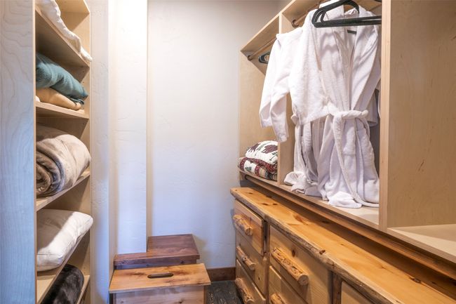 View of walk in closet | Image 21