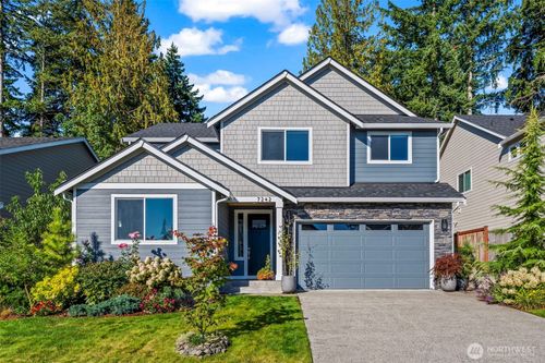 7242 Sinclair Ave, Gig Harbor, WA, 98335-8058 | Card Image