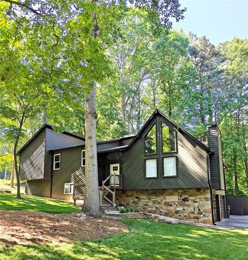 1302 Rolling Green Dr, Acworth, GA, 30102-2434 | Card Image