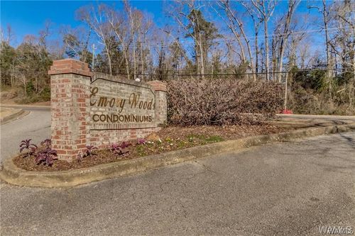 123-2515 Veterans Memorial Pkwy, Tuscaloosa, AL, 35404-4165 | Card Image