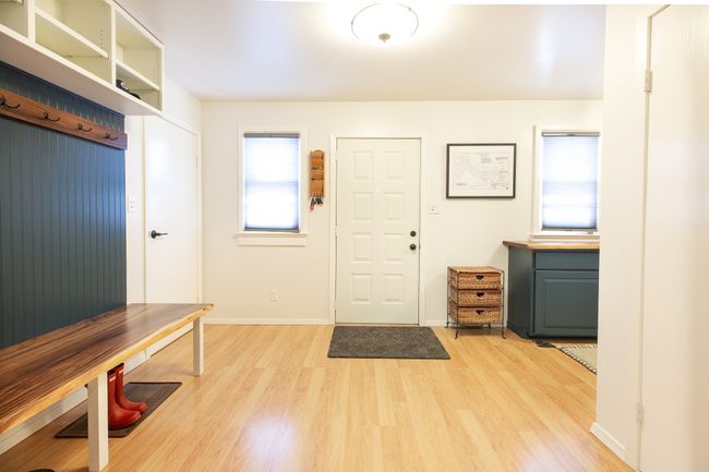 Main Floor Laundry | Image 47