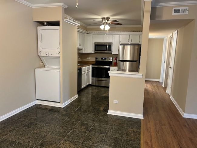 1608 - 18063 Live Oak Ct, Condo with 2 bedrooms, 2 bathrooms and 2 parking in Tinley Park IL | Image 8