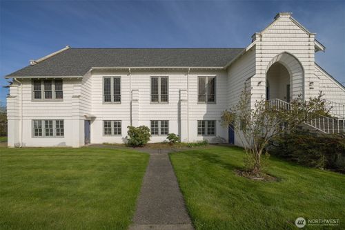 204 N Washington St, Everson, WA, 98247-9313 | Card Image