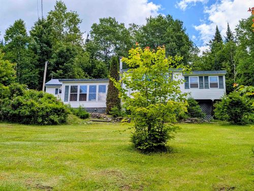 16 Griffin Rd, Stewartstown, NH, 03576-5226 | Card Image