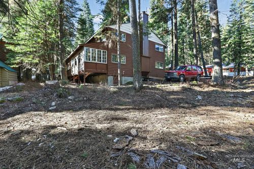 654 Bings Rd, Cascade, ID, 83611-1299 | Card Image