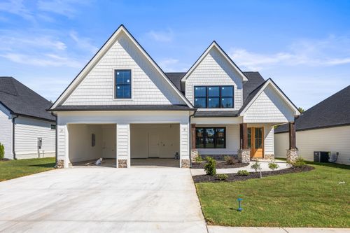 82 Cedar St, Ringgold, GA, 30736-2522 | Card Image
