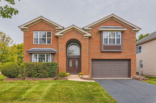 5301 Kelly Court, Carpentersville, IL, 60110 | Card Image