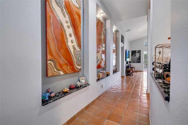 10327 Meadow Crossing Dr, House other with 4 bedrooms, 3 bathrooms and null parking in Tampa FL | Image 8