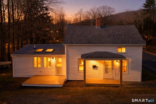 9 John St, Winsted, CT, 06098-1011 | Card Image