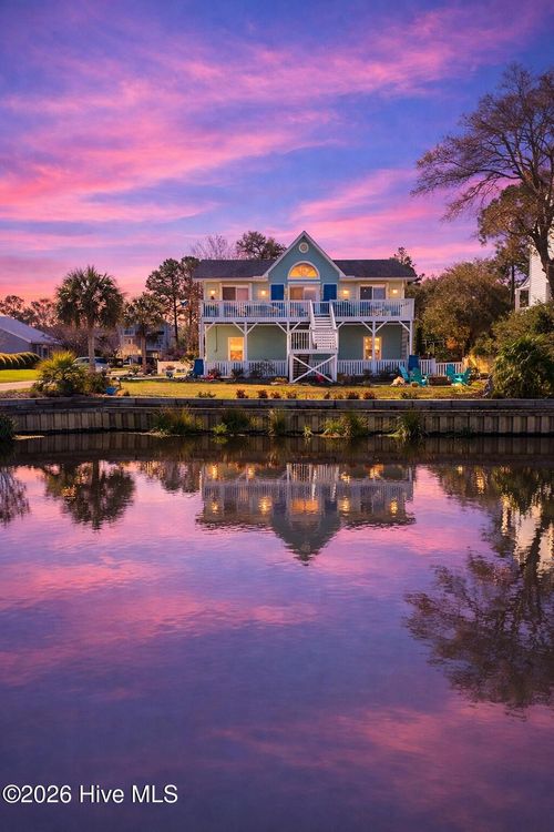 330 Cape Lookout Loop, Emerald Isle, NC, 28594-1815 | Card Image