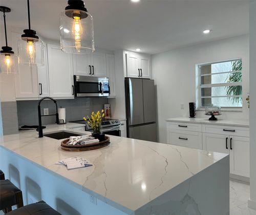 apt-201-2300 Ne 1st Ln, Boynton Beach, FL, 33435-1914 | Card Image